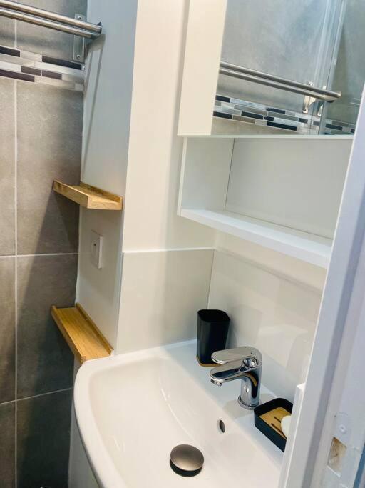 Maisonnette Au Calme Proche T2 La Garenne-Colombes Dış mekan fotoğraf